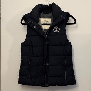 Abercrombie and Fitch navy bubble vest
